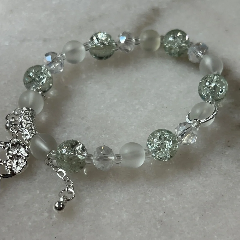 Elegant Silver and Green Beaded Bracelet